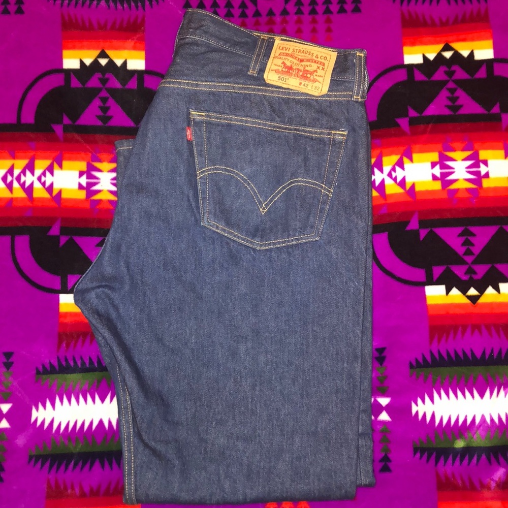 Levis 501 size 42 length 32